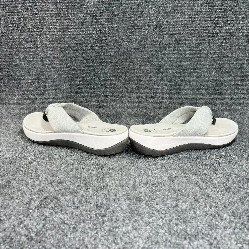 Clarks Cloudsteppers Sandals Women's 8 Grey Comfort Casual Toe Post‎ Flip Flops